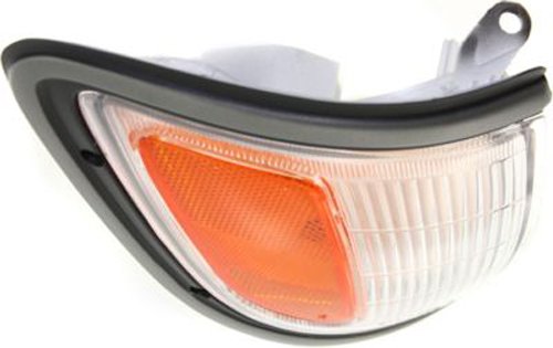 CPP Passenger Side DOT/SAE Compliant Corner Light for 01-04 Toyota Tacoma TO2521162 