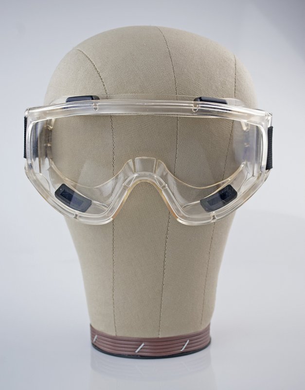 Toolusa Knight Guard Clear Lens Jumbo Safety Goggles 9 5 24 1 Cm Width Ventilated Design Pliable Fit Accommodates Additional