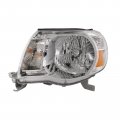 Headlightsdepot Chrome Housing Halogen Left Driver Headlight For Winnebago Adventurer 2014-2016 