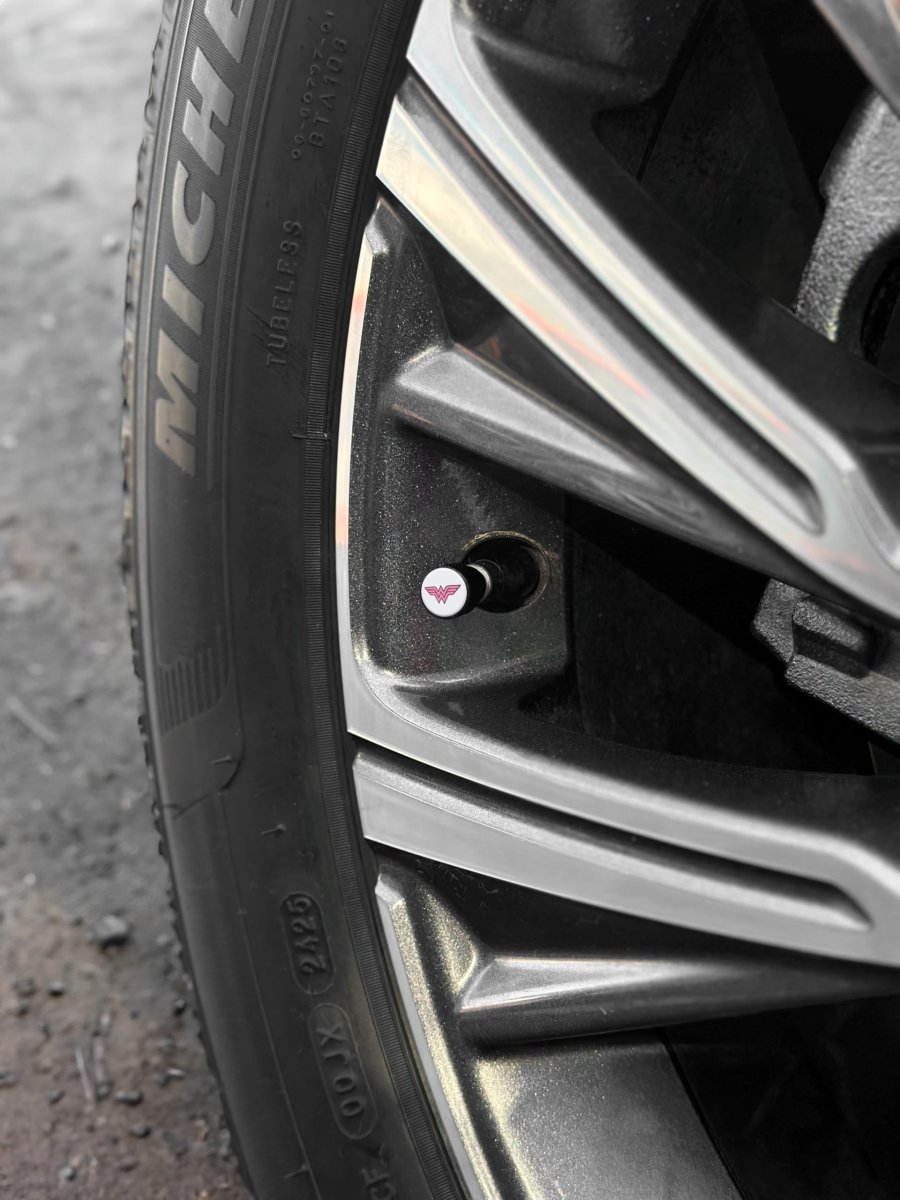Dc Comics Pink Wonder Woman Aluminum Tire Valve Stem Caps Black Knurling Universal Fit For Cars Bikes Trucks Rvs Motorcycles
