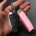 Staccte Car Keyschain Leather Chain Universal Decorative Key Holder Anti-lost D-ring 360 Degree Rotatable Key Fob Keychain For 