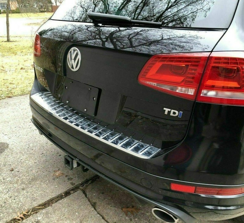 Rear Trunk Lid License Plate Bracket For Volkswagen Vw Touareg 2011 To 2018 Black Abs Plastic Holder Set With Mounting Bolts