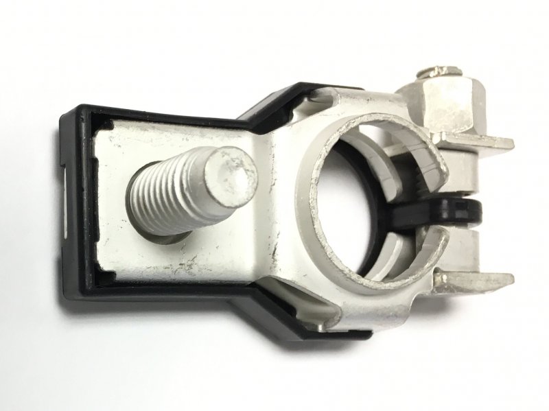 Genuine Mitsubishi Battery Positive Terminal Connector Mu800890 Montero 2001 2002 2003 2004 2005