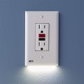 Single Snappower Guidelight 2 For Gfci Outlets Replaces Plug-in Night Light Electrical Receptacle Wall Plate With Led Lights 