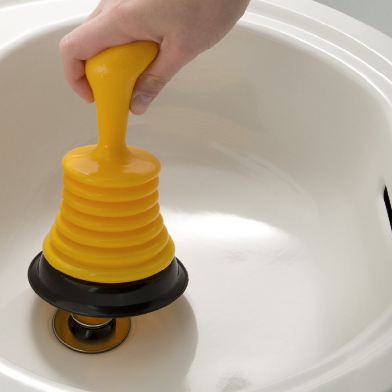 Plumbcraft Powerful Mini Home Plunger For All Drain Types Including Showers Tubs And Sinks Small 7 5 H