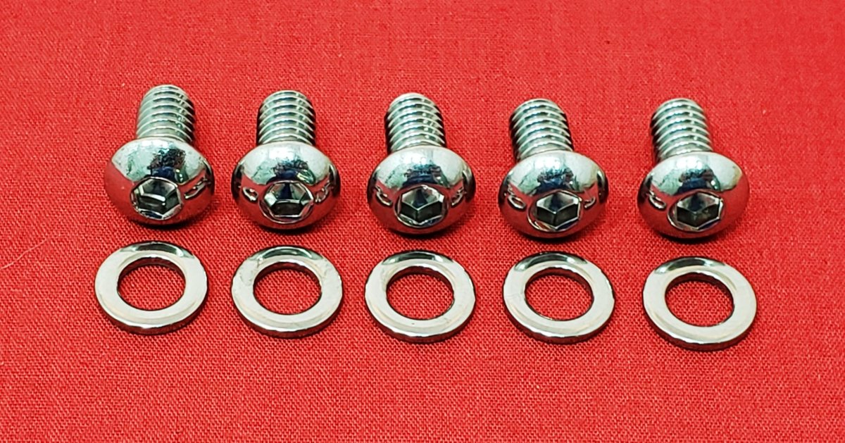 Polished Stainless Steel Derby Cover Buttonhead Bolt Kit For 1999 To 2005 Harley Davidson Dyna 5 Piece Set With Custom Washers