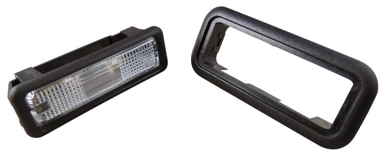 Convenience Courtesy Light White Compact 12 Volt Fixture Truck Auto Rv Aircraft Lighting