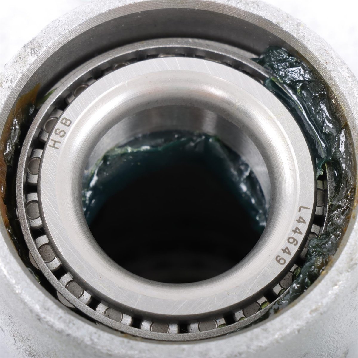 Pre-assembled 5 On 4 Inch Galvanized Trailer Hub Bearing Kit Includes Dust Cap With Rubber Plugs Suitable For 1-1 16 Spindle