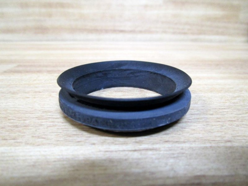 Chicago Rawhide 400451 Front Wheel Seal