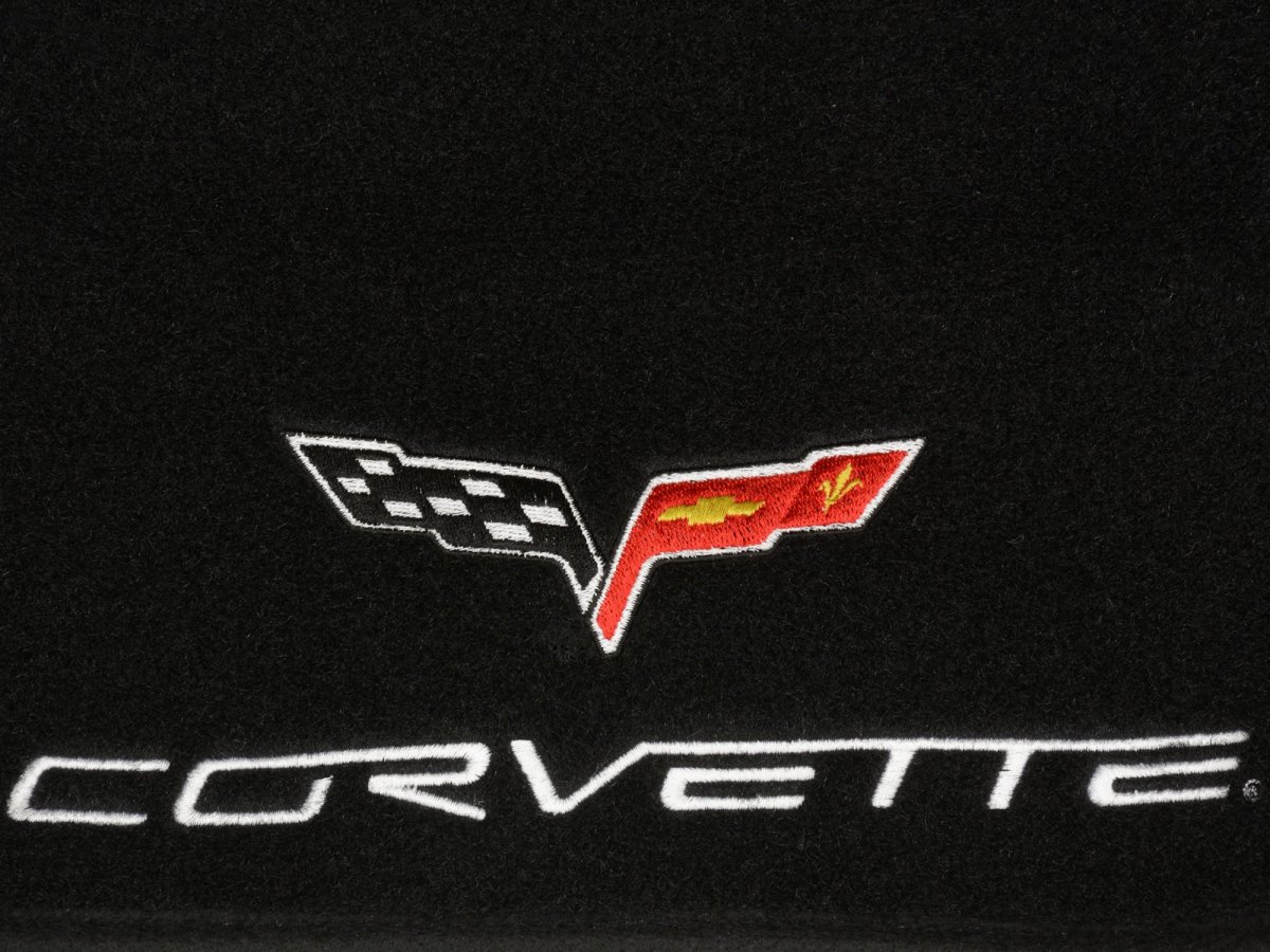 2005 2013 Corvette Black Dash Mat With Embroidered Design Custom Fit Carpeted Dashboard Protector For Passenger Cars Without