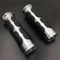 Smt-chrome Comfort Flame Rubber Hand Grips 1 25mm Compatible With Cruisers Choppers Harley Davidson Suzuki Boulevard V Star Fat