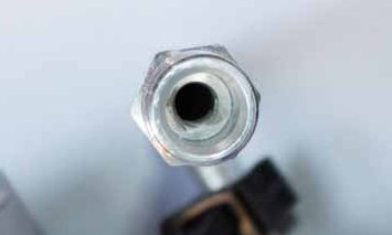 Tyc 4945 For Chevrolet Geo Tracker Parallel Flow Replacement Condenser