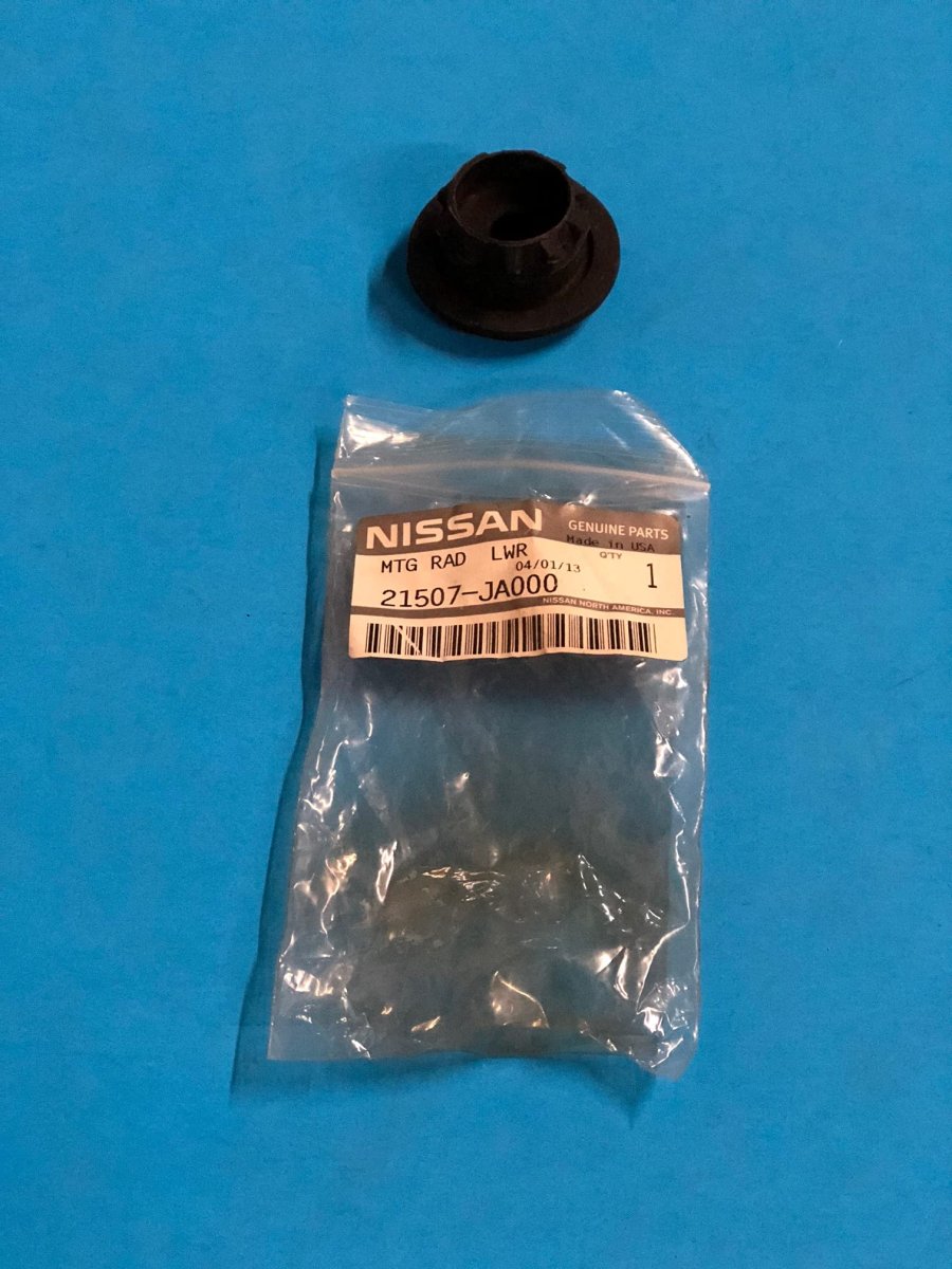 Genuine Nissan Parts Lt Radiator Assy Lower Insulator 21507-ja000
