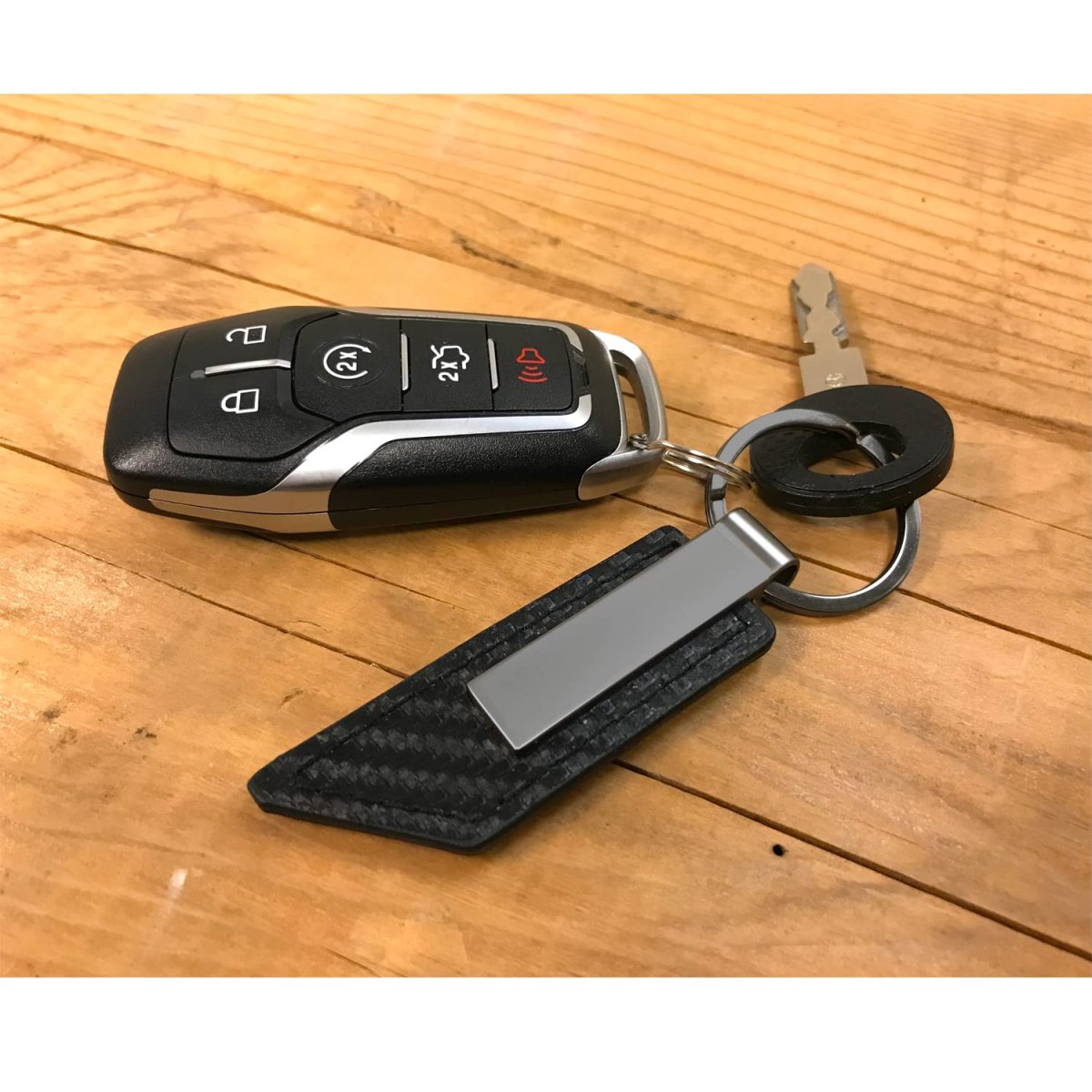 Ford Mustang Mach-e Pu Leather Carbon Fiber Texture Strap Black Metal Bar Key Chain Official Licensed