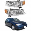 Headlight Assembly And Front Signal Lights Combo Set For 1998 1999 2000 Toyota Corolla 8115002050 8111002060 To2502121 