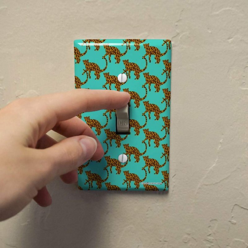 Jungle Cats Cheetah Plastic Wall Decor Toggle Light Switch Plate Cover