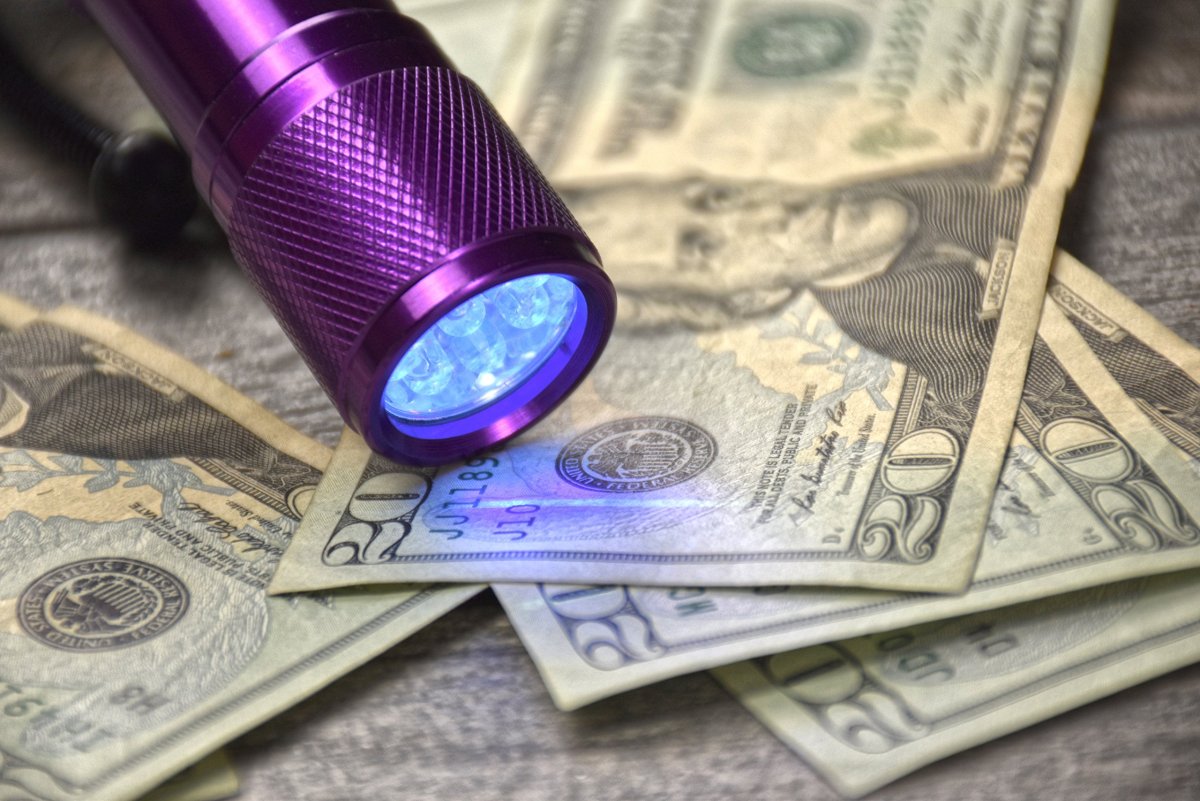 Se 9 Uv Flashlight Fl33uv-405