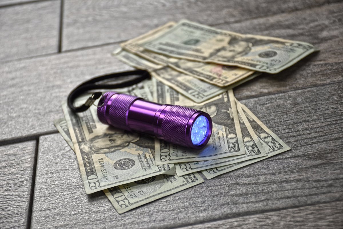Se 9 Uv Flashlight Fl33uv-405