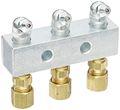 Alemite 6135 Header Block 3-point Size Length 2-3 4 1 8 Female Nptf 