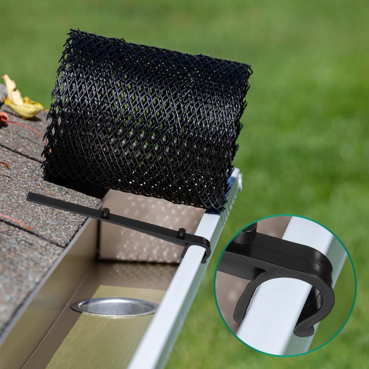 Plastic Gutter Guard Mesh Roll 19 7ft X 5 91 Inch Guards Leaf Protector With 15pcs Black Clips From Leaves Twigs Branches