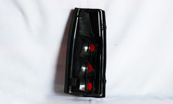 Tyc 11-1914-01 Chevrolet Gmc Driver Side Replacement Tail Light Assembly Without Connector