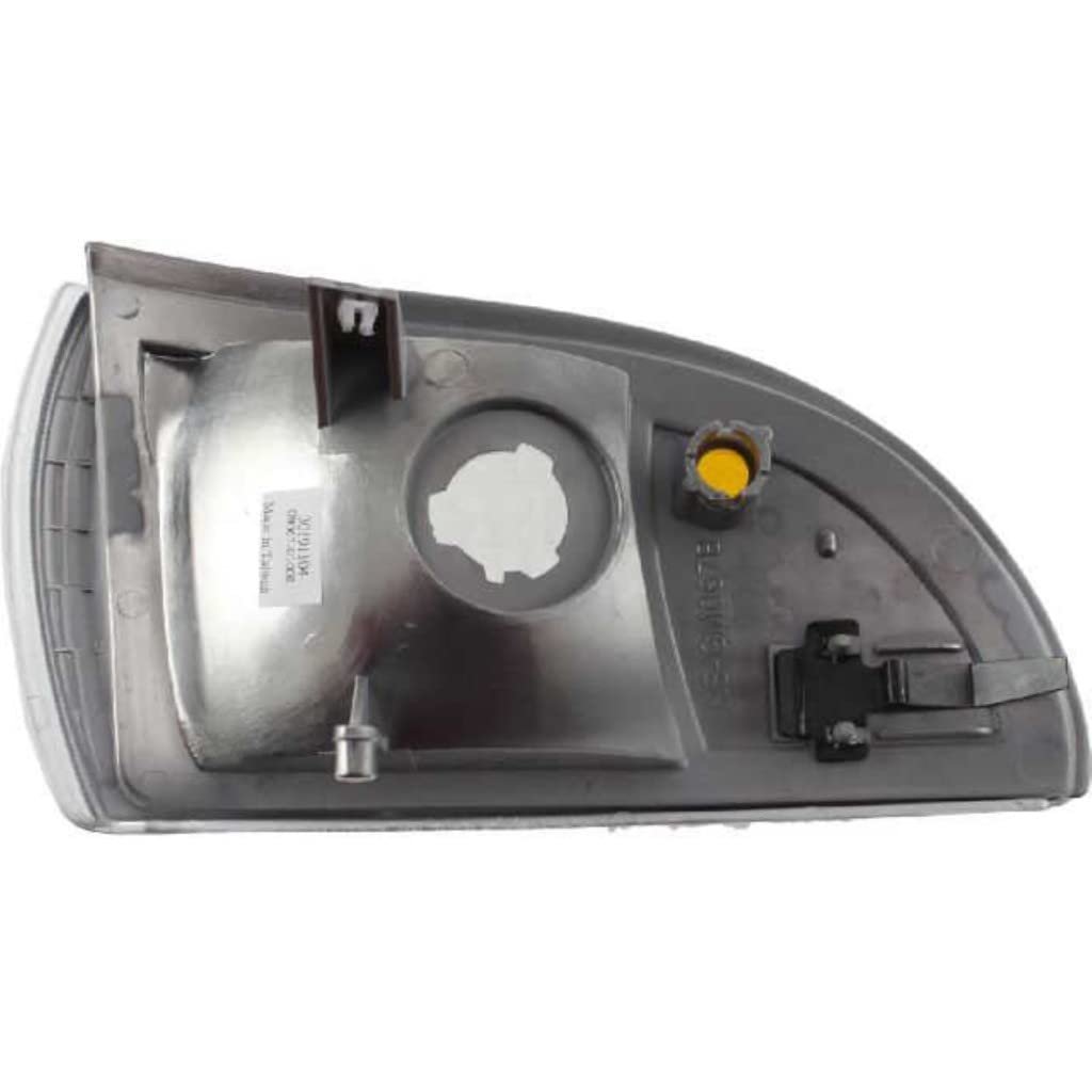Chevy Impala 1994 1995 1996 Turn Signal Corner Light Driver Side Gm2520120 