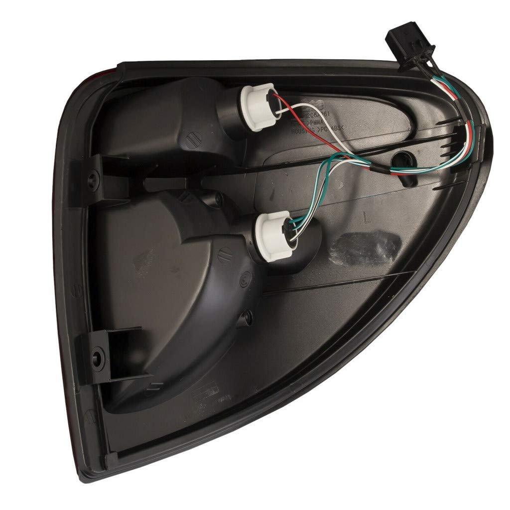 Chrysler Town And Country Tail Light Assembly 2004 2005 2006 2007 Driver Side For Ch2800157 68241335aa