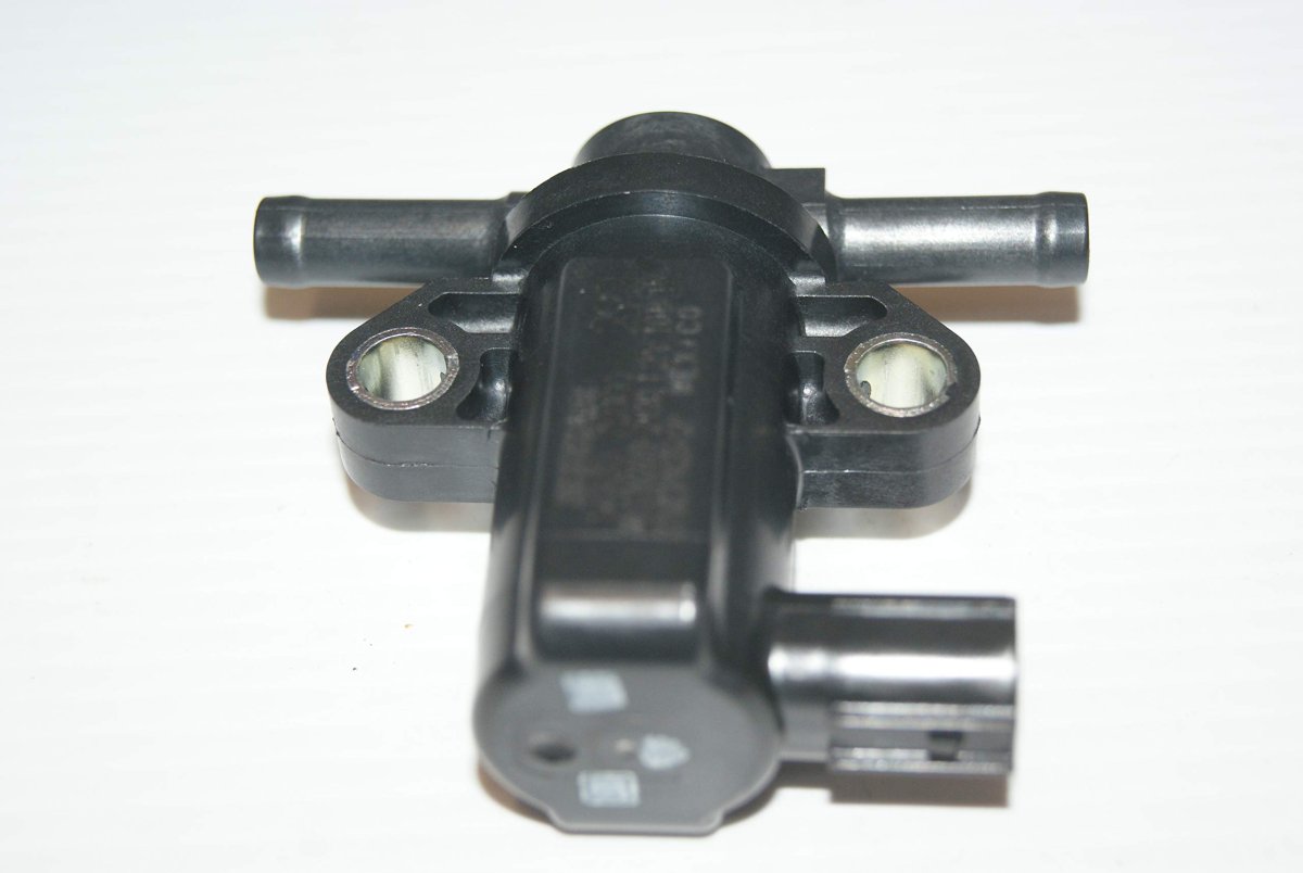 Valve Assy Control 14930-7s000 Metal Assembly For Vehicle Specific Fit