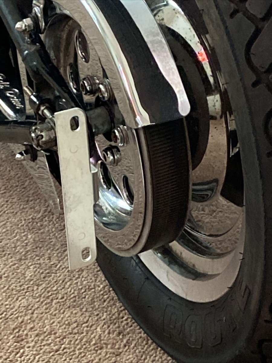 Eaccessories Ea Flat License Plate Relocation Holder Bracket For Harley-davidson Softail Springer 1984-2025 Rear Axle Tag Mount