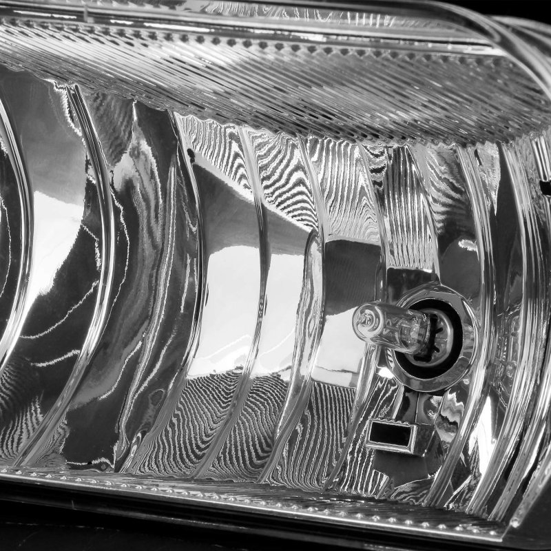 Akkon Fits 2003-2006 Chevy Silverado Avalanche Bumper Driving Fog Lights Lamps Chrome Housing