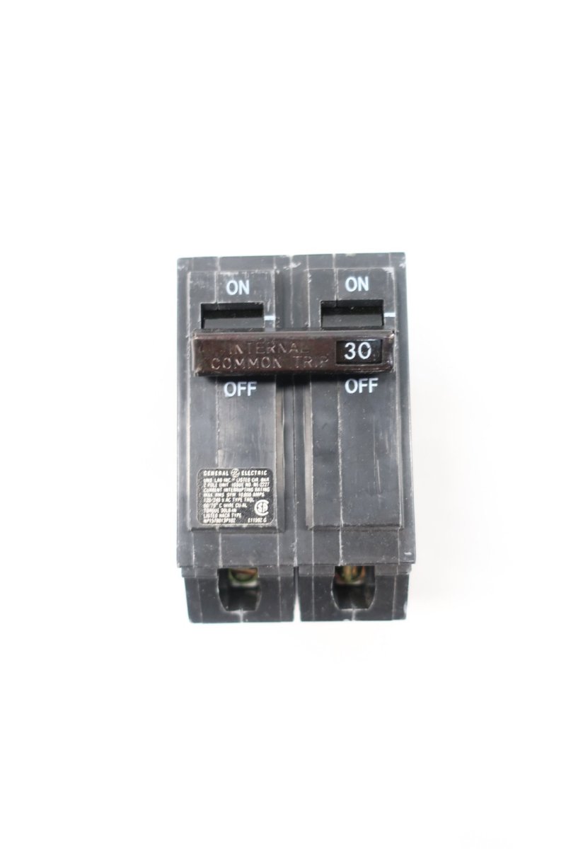 Lot Of 2 Thql2130 Molded Case Circuit Breaker 30a 2p 120 240v Ac D604762