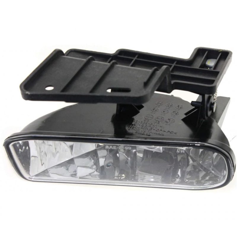 Fog Light Assembly Driver Side With Bulbs For 2000 To 2006 Chevy Tahoe Replaces Gm2592113 And 10368476
