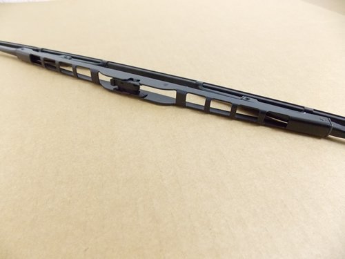 Lr012047 Rear Wiper Blade Assembly For Range Rover L322 Pinch Tab Mounting Type