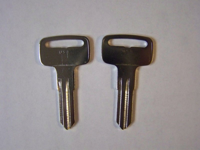 Ilco Atv Polaris Key Blanks Qty 2 Left Groove