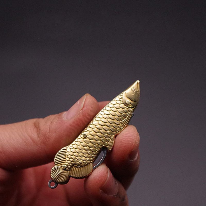 Epichao Fish Shape Golden Stainless Steel Mini Knife Pocket Folding Tiny Thumb Multitool Small Keychain
