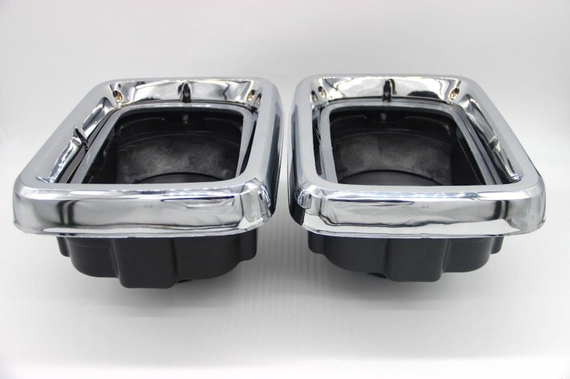 Headlight And Bezel Combo For Volvo Wg64 1996 Set 2 Halogen Chromed