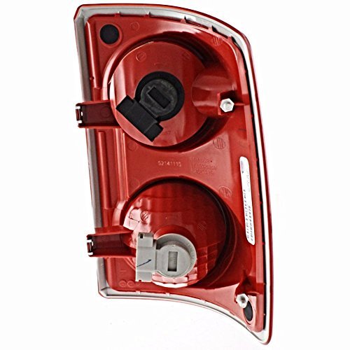 Wholesale Parts Fits 05-10 Dodge Dakota 11 Ram Left Driver Tail Lamp Assembly