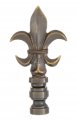B P Lampa Fleur De Lis Design Cast Metal Finial Antique Brass Finish 