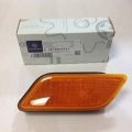 Genuine Mercedes-benz Side Marker Lamp 207-820-03-21