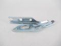 Oem Genuine Volkswagen Right Passenger Side Hood Hinge 5nn-823-302 5nn823302