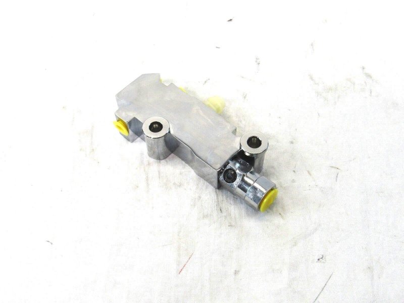 Aluminum Disc Disc Brake Portioning Valve For Chrome B10254