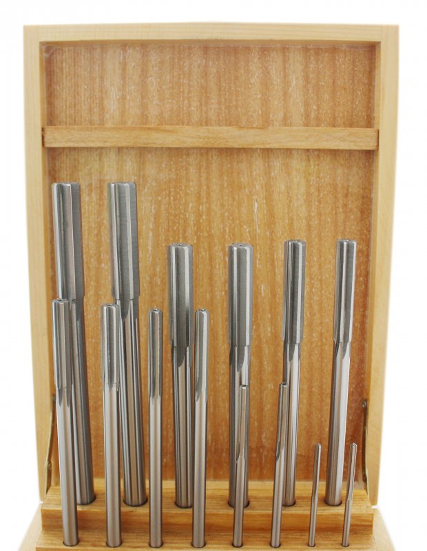 Accusize Indtrial Tools 14 Pc Over And Under Size H S S Chucking Reamer Set 0 12 Thru 0 5010 In Fitted Case 5500-sx00