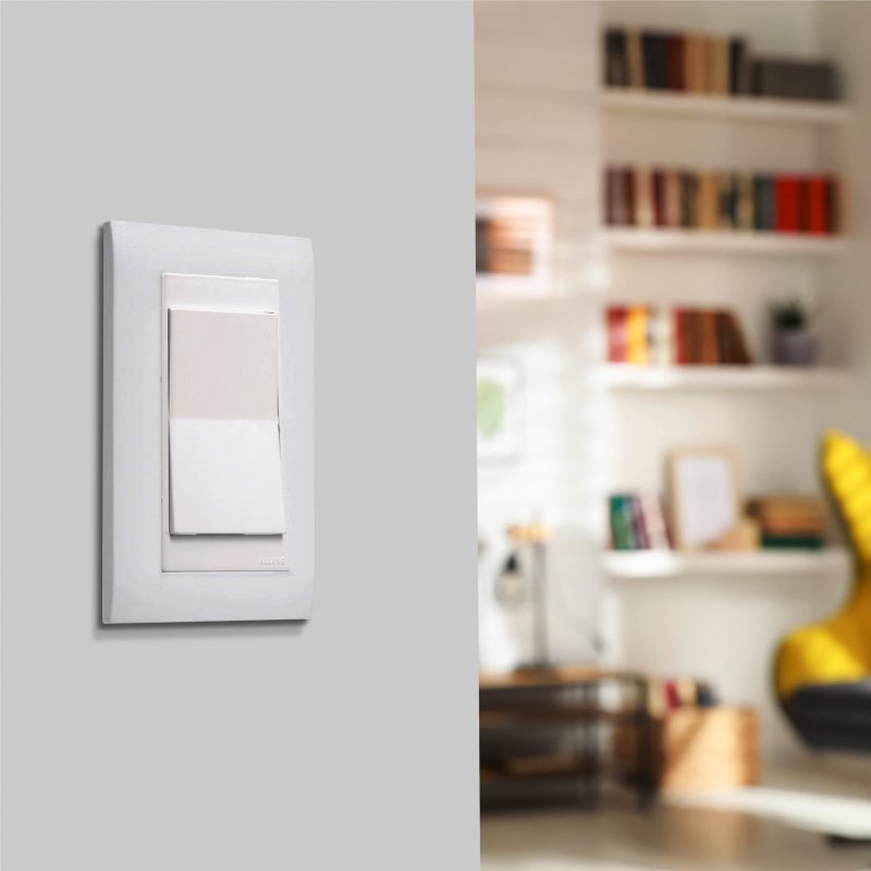 Taymac A1000w Allure Nonmetallic Wallplate Frame With 1-gang White