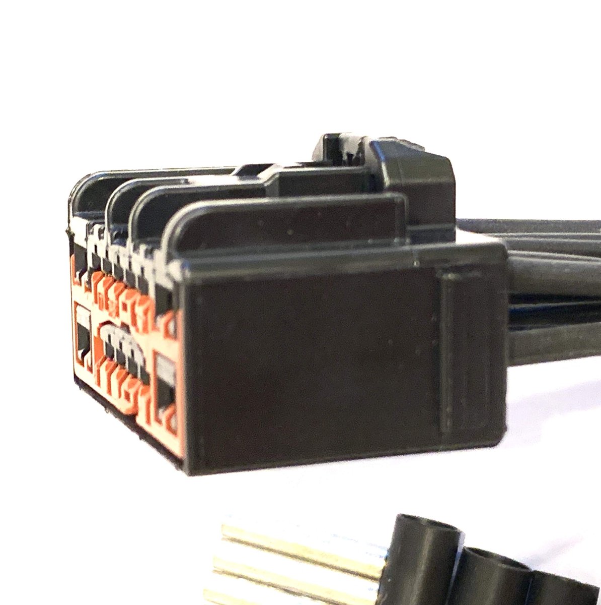 Equivalent Replacement Pigtail Harness Wpt-1140 3u2z-14s411-zzb 18 In With 14 Pole Female Unsealed Connector