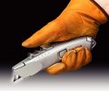 Tajima Utility Knife Vr-safety Box Cutter With Self Retracting Blade 3 V-rex Blades Vr-103 