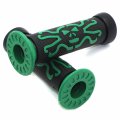 Universal Skull Motorcycle Hand Grips Green Rubber 7 8 In Both Sides For Street Bike Scooter And Sports 22mm Handlebars 