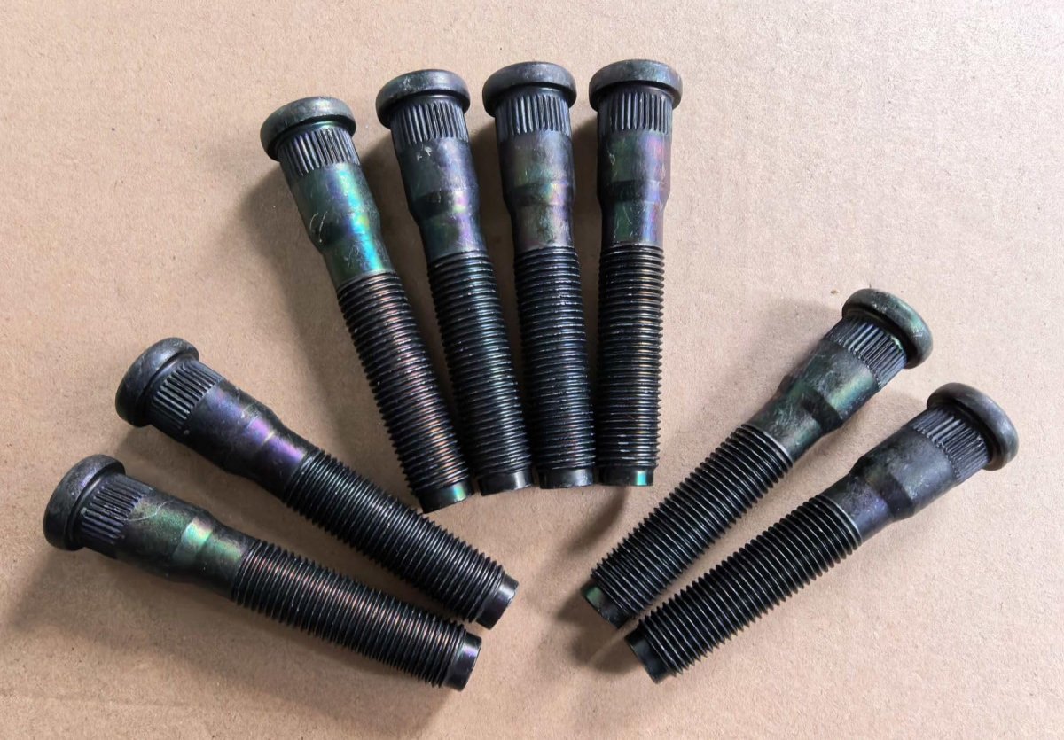 Wantone Racing 8pcs M14-1 50 Serrated Rear Wheel Stud 610-565 15 9mm Knurl 81 7mm Length Replacement For 2003-2016 Ford F-450