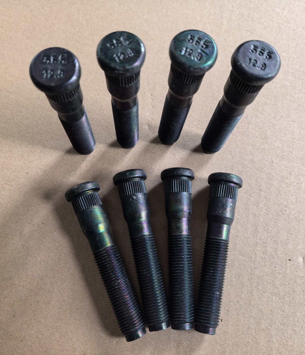 Wantone Racing 8pcs M14-1 50 Serrated Rear Wheel Stud 610-565 15 9mm Knurl 81 7mm Length Replacement For 2003-2016 Ford F-450