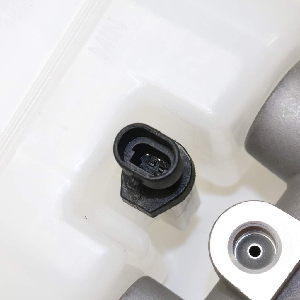 Brake Master Cylinder With Reservoir For Chevy Trailblazer And Ext 2002 2003 2004 2005 Front Position