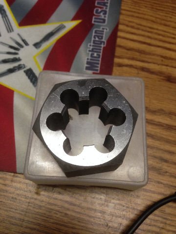 1-3 16 8 Carbon Steel Hexagonal Re-threading Die